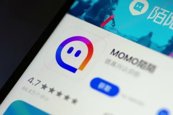 陌陌怎么实名认证头像？